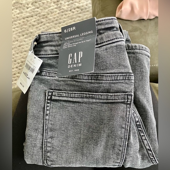 Gap Factory Gray Wash Universal Legging Jeans NWT - Picture 6 of 6